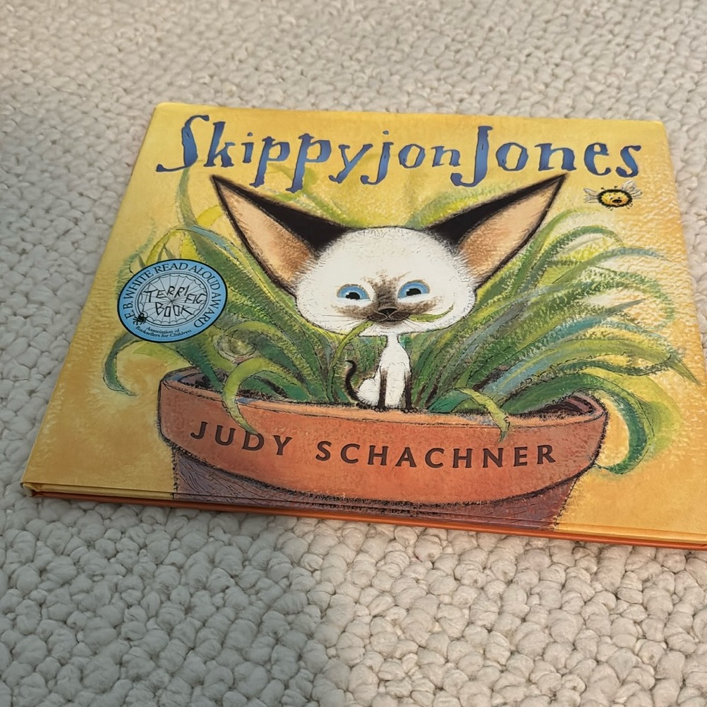 Skippy Jon Jones. Hardcover. GUC - Picture 5 of 5